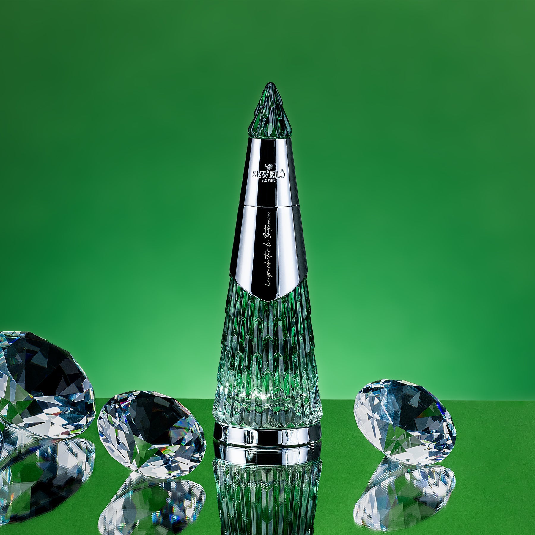 Why the same fragrance smells different on everyone